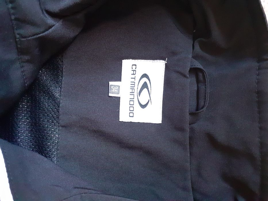 Casaco desportivo manga curta impermeável