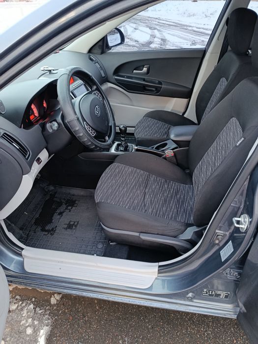 Продам KIA CEED от владельца.