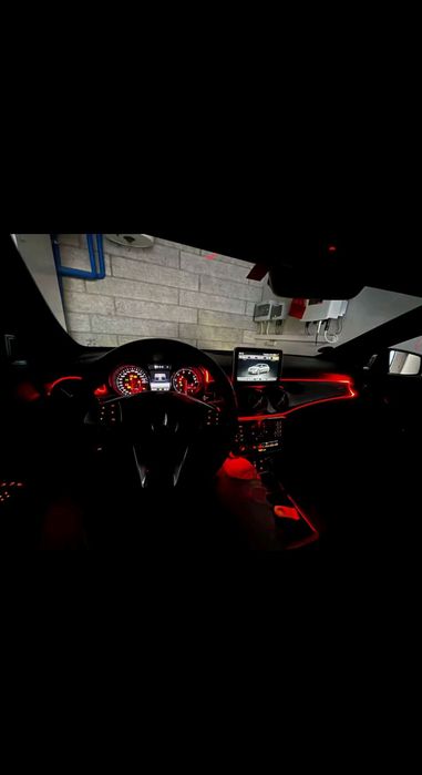 Luz LED RGB Carro 5M com App – Interior Premium