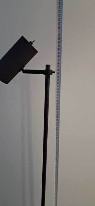 Lampa stojąca akumulatorowa zaraz home