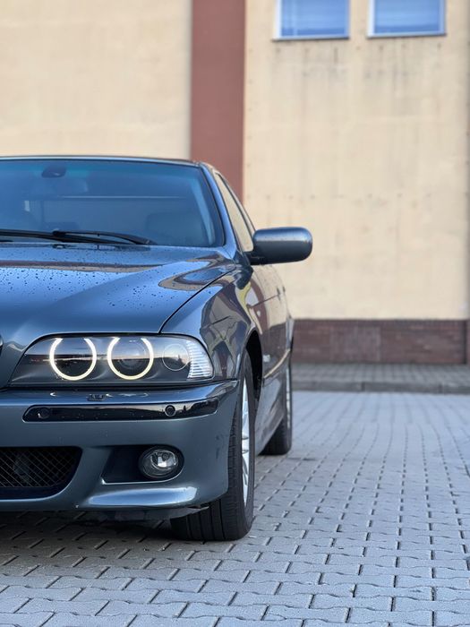 Е39 3.0 дизель 142 кіловати 2001 рік автомат