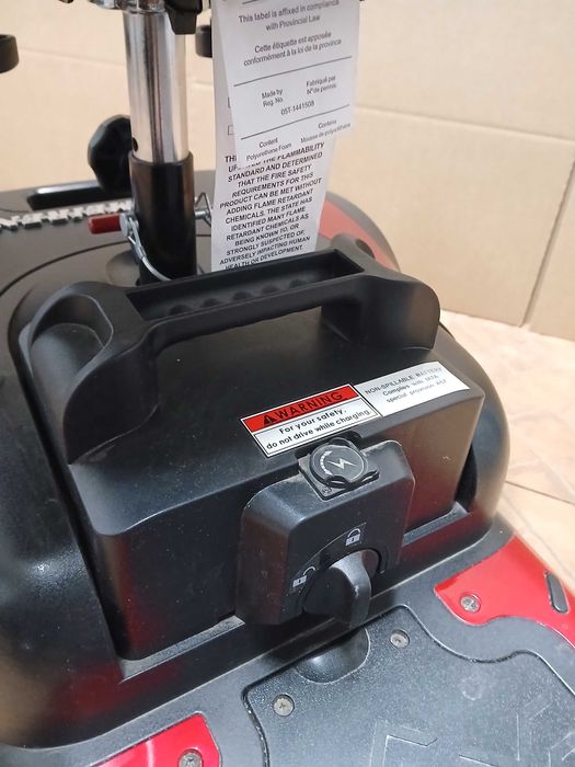 Scooter elétrica de mobilidade reduzida