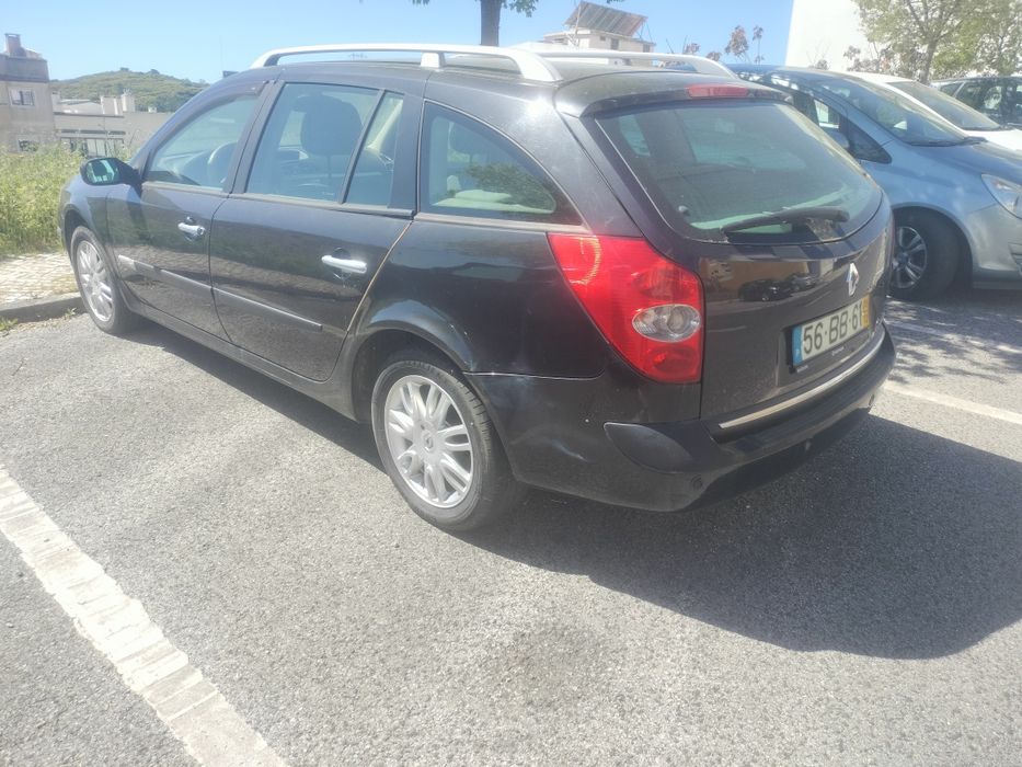 Renault laguna break 2.0 DCI avariada