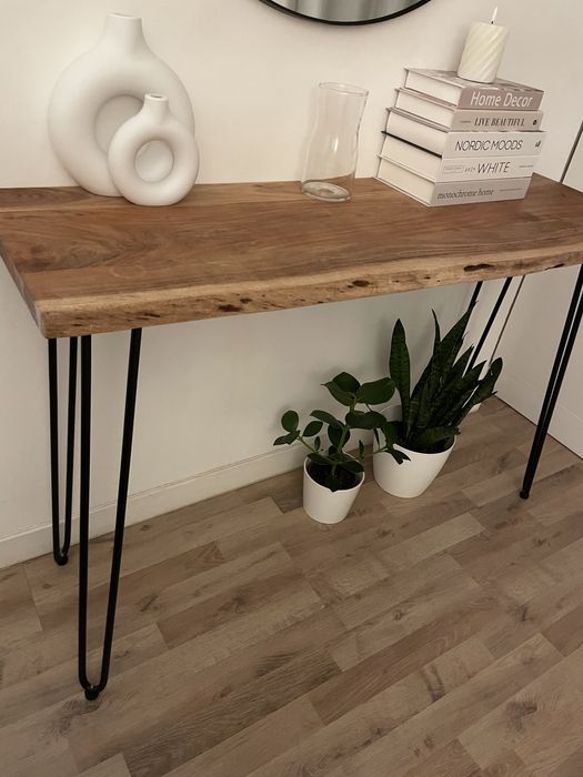 Consola em madeira maciça com pernas em ferro nova 1.20x75x40