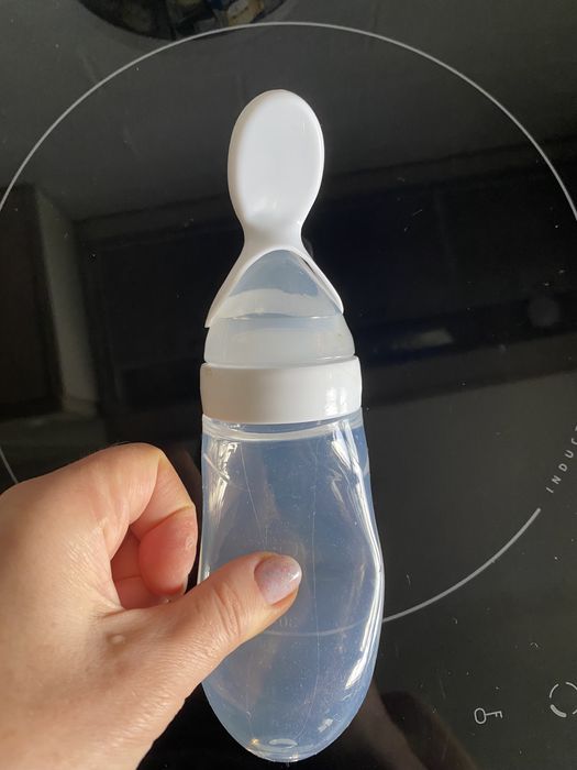 Пляшка дитяча першого прикорму