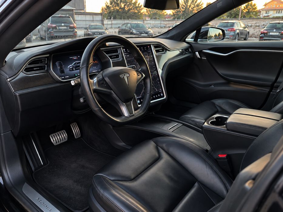 Розборка TESLA MODEL S  P85D чорний колір 2015