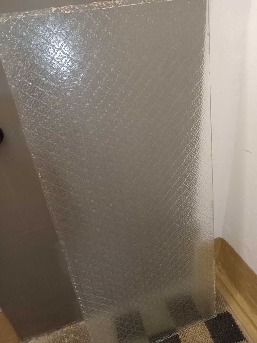 стекло,  рифленое, для двери, 57,3 х 1,35