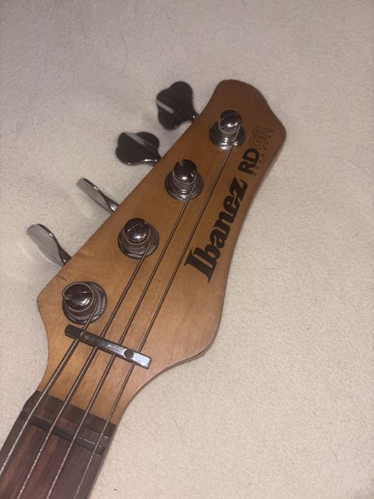 gitara Bassowa ibanez