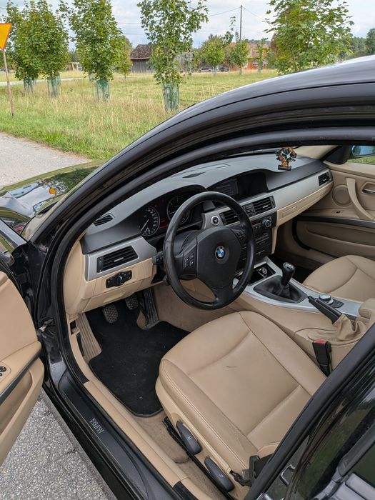 BMW E90 2.0 d 2008