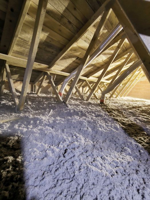 Ocieplenie strop sufit wiązar wełna celuloza 30 cm Thermofloc λ 0,037