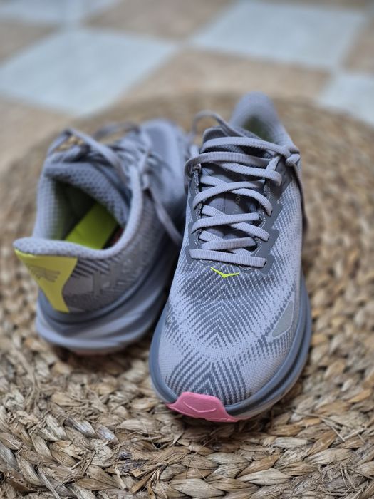 Hoka Clifton 9 GT