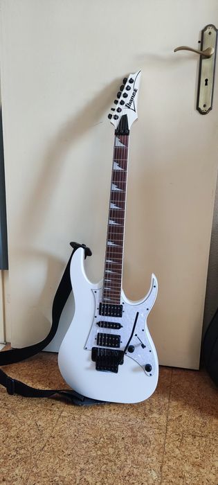 Guitarra elétrica Ibanez RG350DXZ