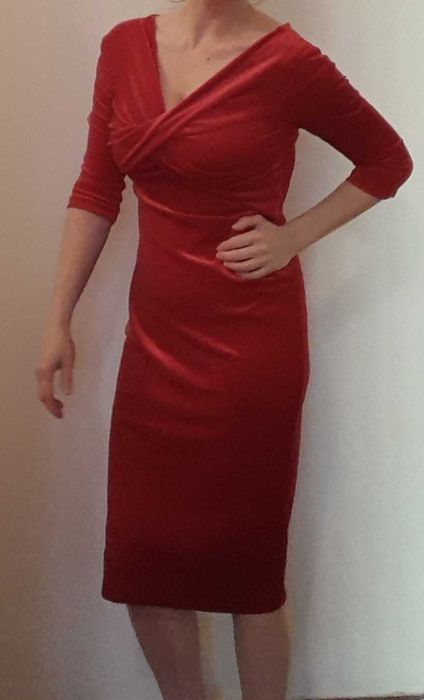 Vestido Veludo Vermelho [Zara]