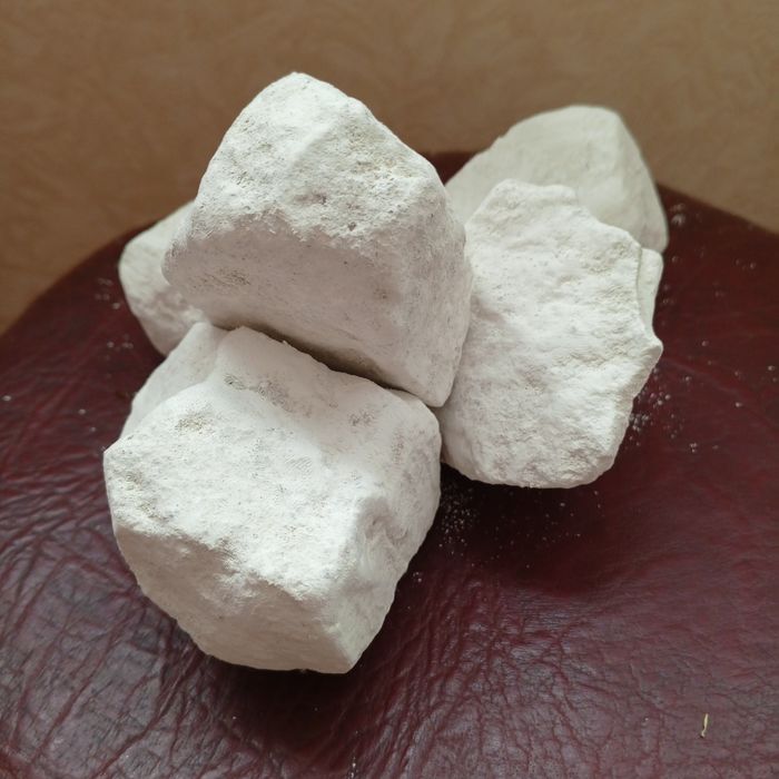 Мел кусками, разными размерами
