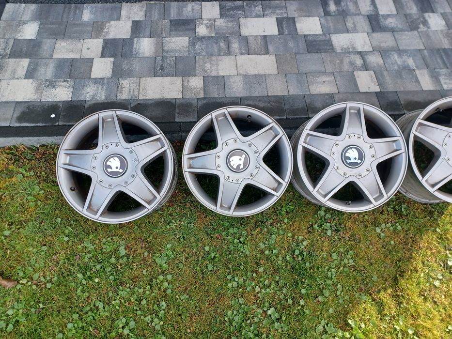 R16 alufelgi SKODA fabia scala Roomster rapid kamiq felgi aluminiowe