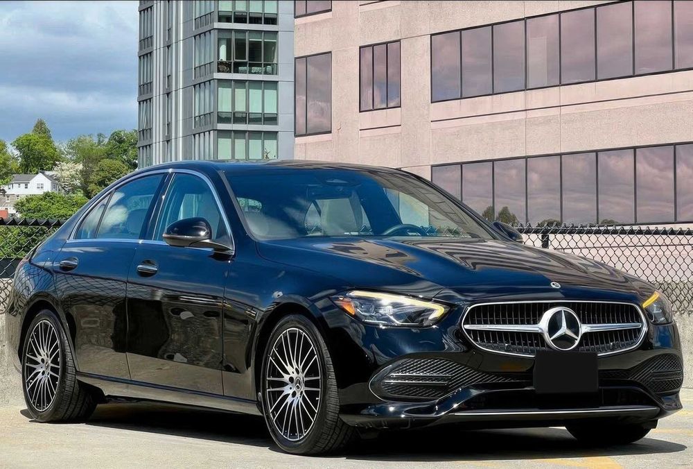 Mercedes-Benz C-Class      2022