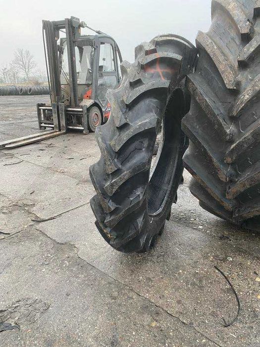 Opona używana 12.4-32 BKT TR135 WYSYŁKA 100% Bieżnika 12.4r32