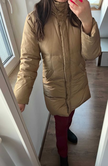 Zimowy puchowy beżowy płaszcz damski Zara L pinterest aesthetic