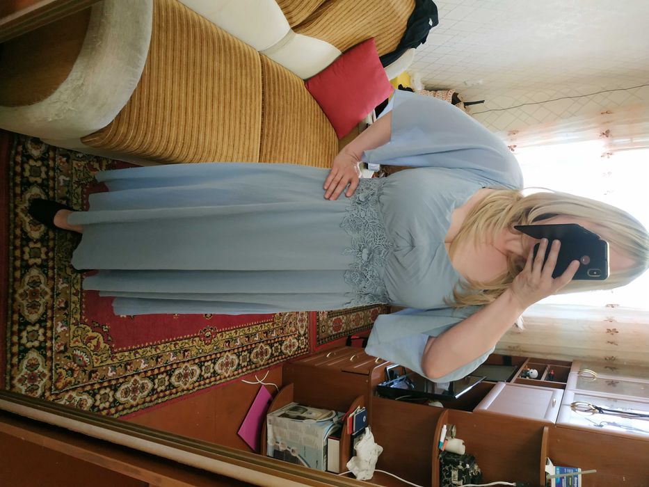 Елегантна вечірня шифонова сукня великого розміру (plus size) для подружки нареченої у ніжних сіро-блакитних тонах 50-52 розмір