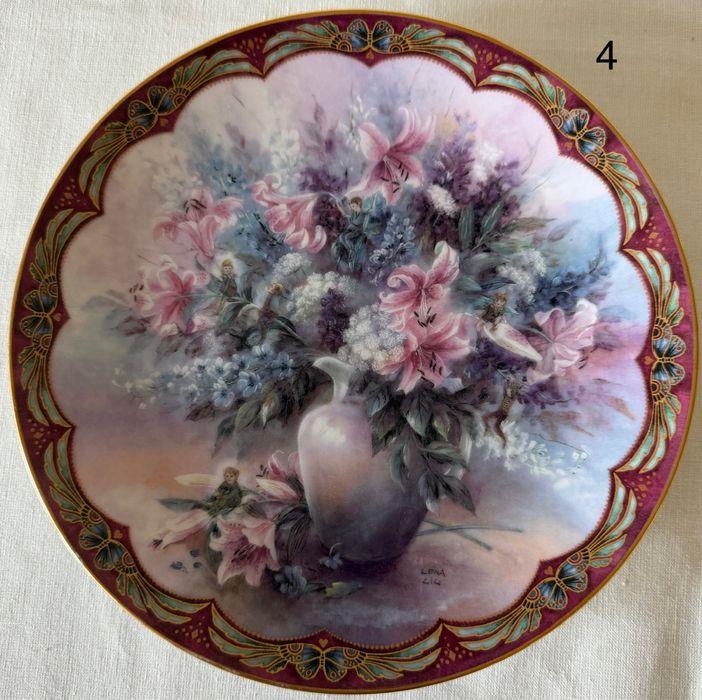 Вінтаж: колекція тарілок від Lena Liu