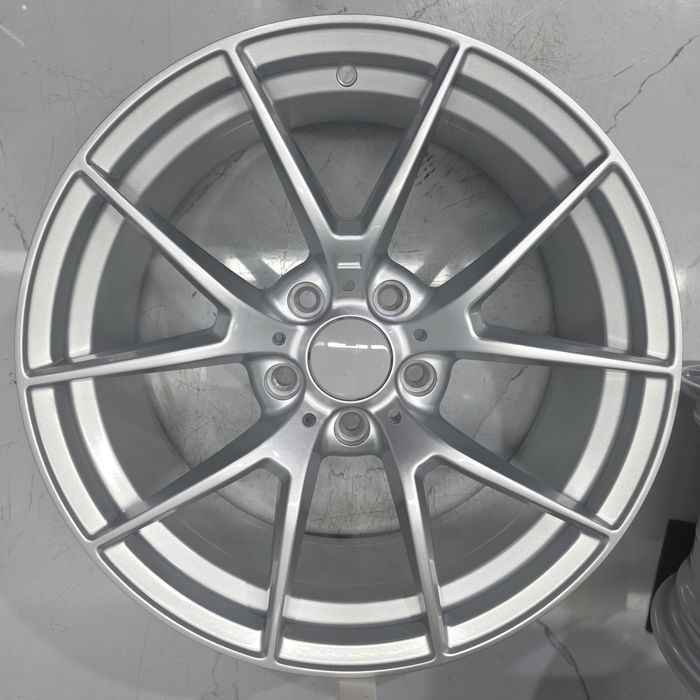 Jantes 18” Compatíveis BMW M4 CS 5x120