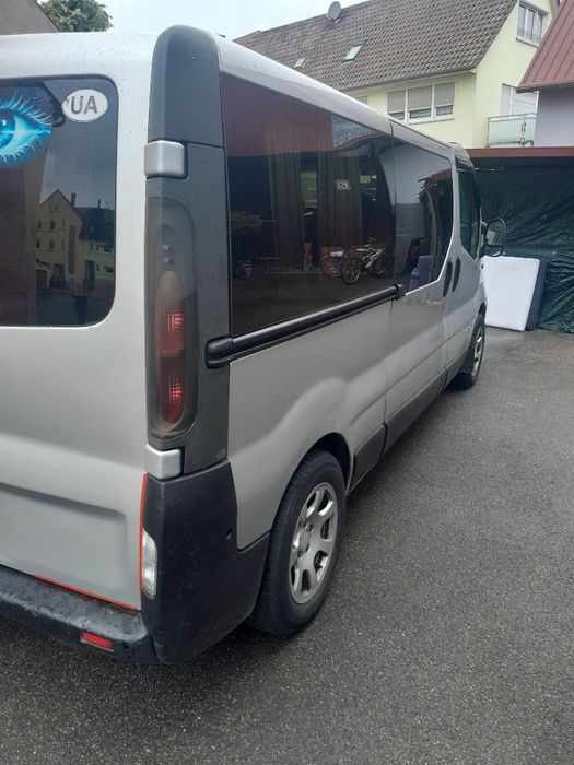 Авто Нiсан прiмстар
