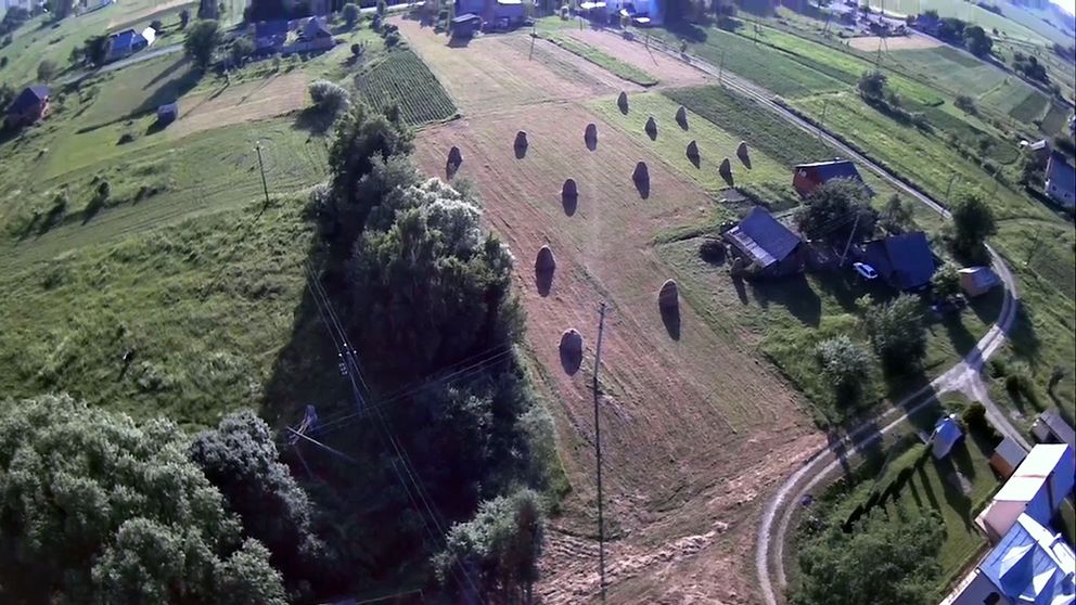 Продаю 3 поверховий дім з каміном і ділянкою на 2.4 га, 504 кв. м, 10