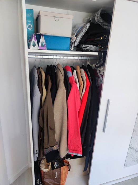 Roupeiro YORK Conforama portas deslizantes com espelho 150x195cm branc