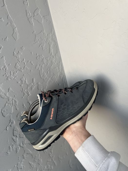 Lowa gore-tex кросівки трекінгові