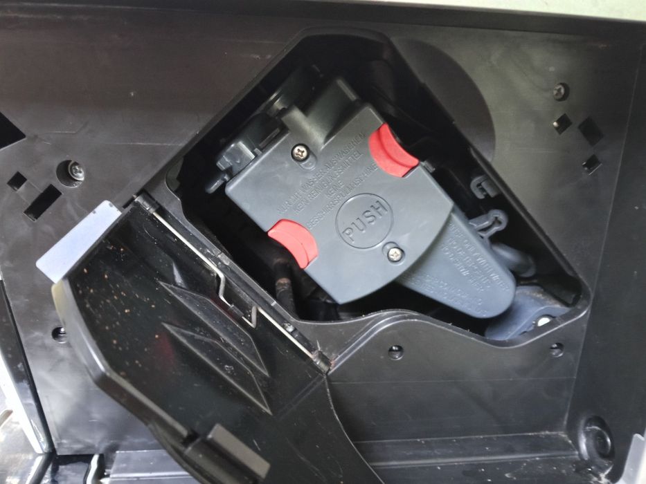 Кофемашина Delonghi Ecam 23.450.s