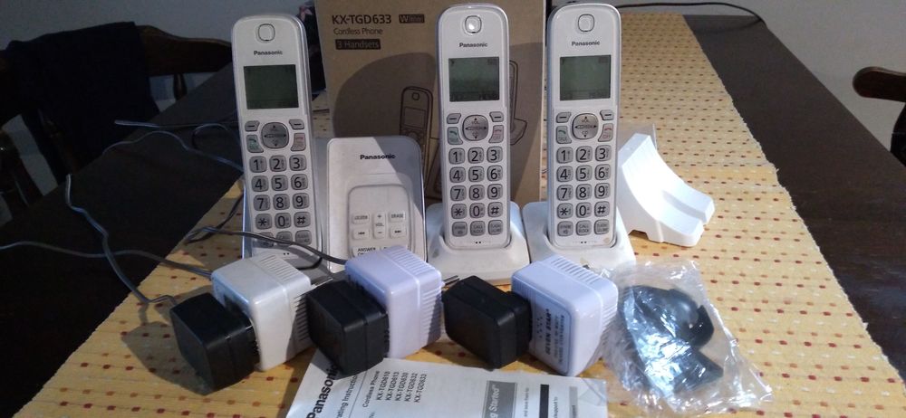 bezprzewodowy telefon Panasonic KX-TGD633 (3 słuchawki)