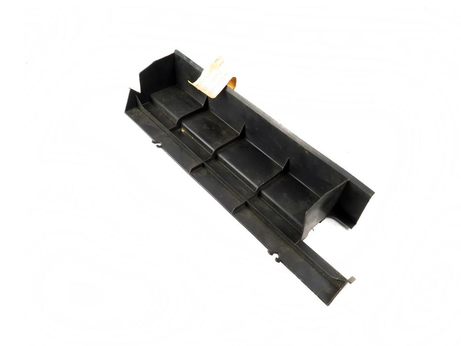 Cobertura / Resguardo Bmw 5 Ref: 17111719333 1987 - 1997