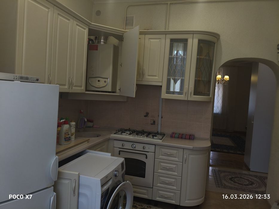 Оренда 1 кімн квартири в центрі вул Козачука 300$