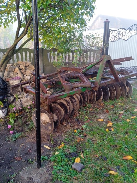 Продам дискову борону