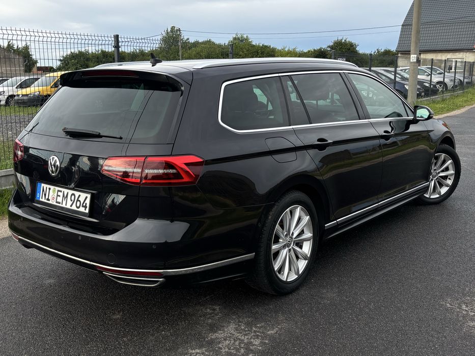 Volkswagen Passat B8 2.0TDI ! R-Line ! Full Led ! Po Opłatach !