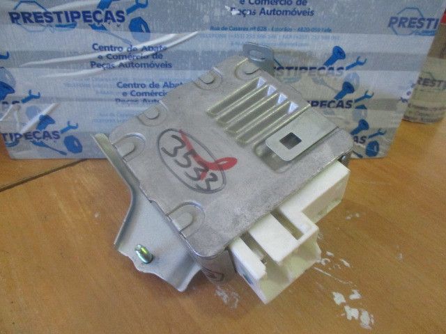 Módulo da coluna de direção TOYOTA Yaris (_P9_)