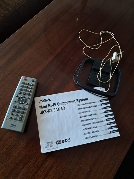 Музичний центр МР3 AIWA.