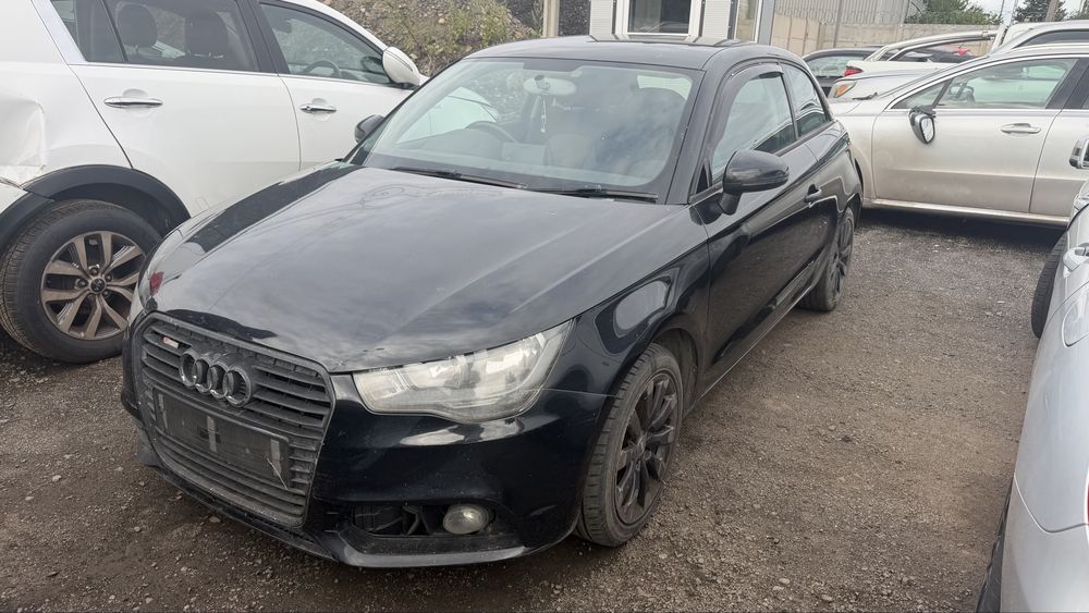 Audi A1 S line silnik 1.6 TDI 2012r,Anglik z kluczykami