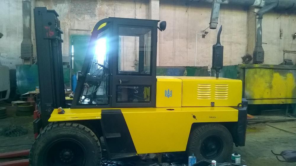 Львівський навантажувач дизельний погрузчик і все до нього