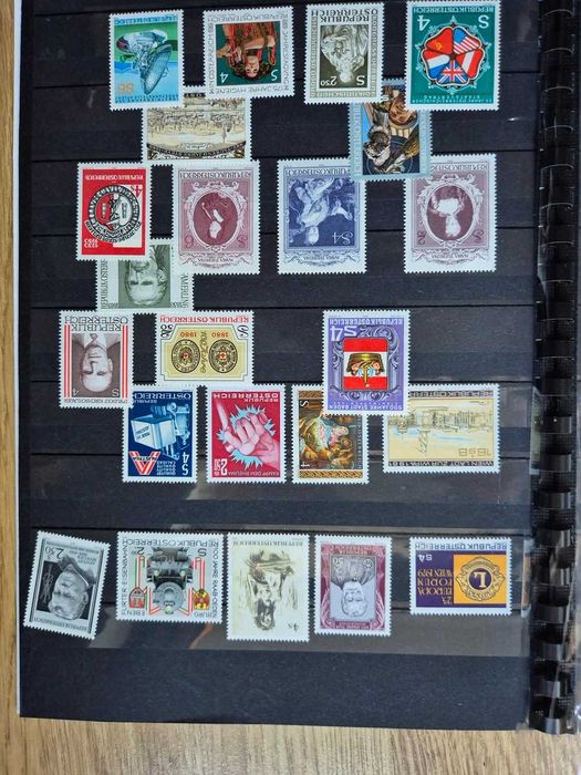 Klaser ze Znaczkami - A919