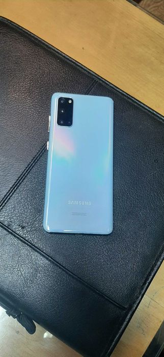 Телефон Samsung Galaxy S20 5G 12/128GB