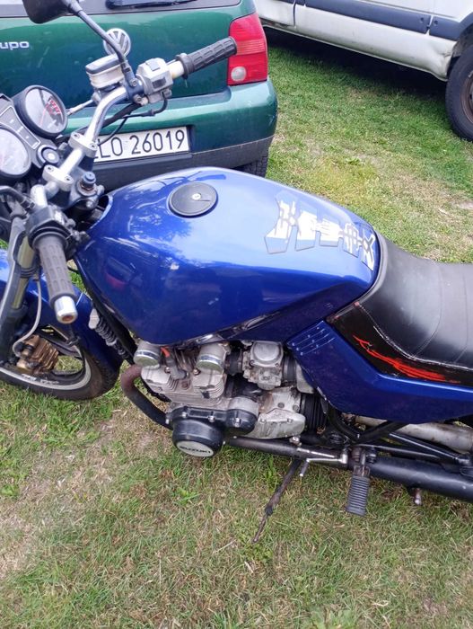 Motor Suzuki GS650G Katana
