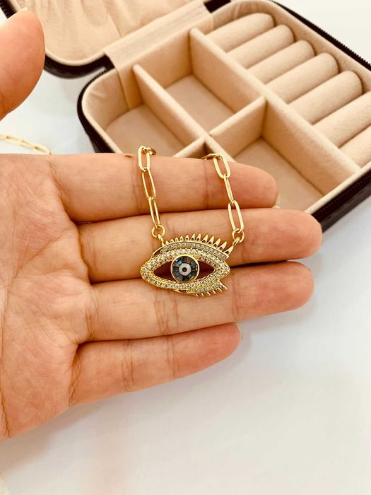 Fio Olho Grego com banho de Ouro