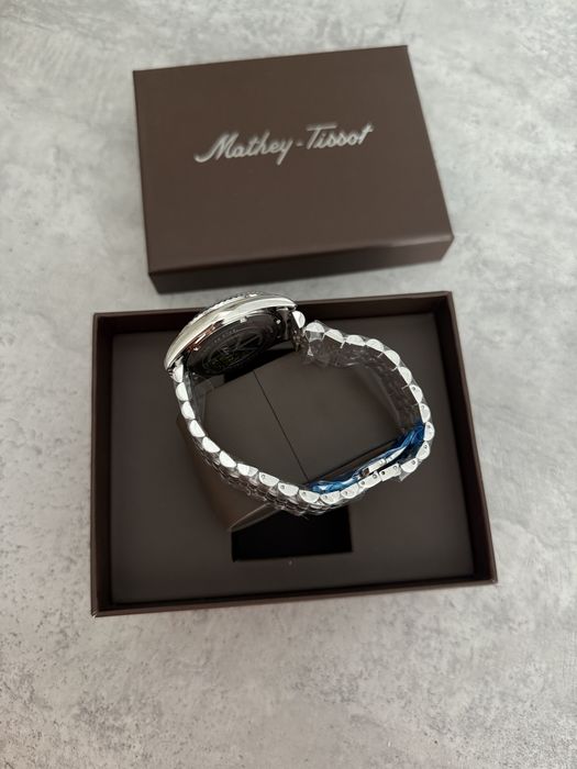 Mathey-Tissot годинник