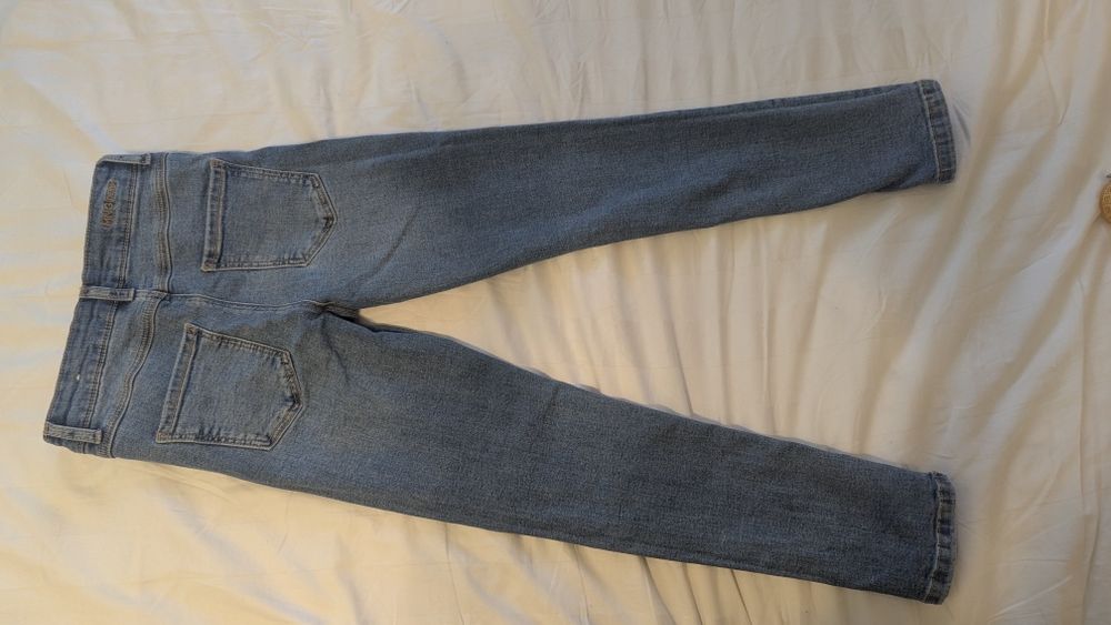 Джинсы Манго 140 размер