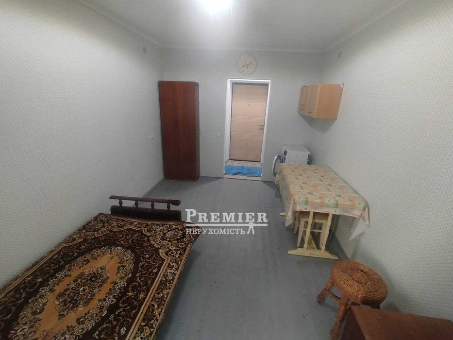 Продається простора кімната у м. Чорноморськ