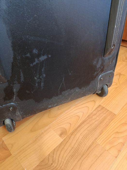 Дорожня валіза на колісах,чемодан