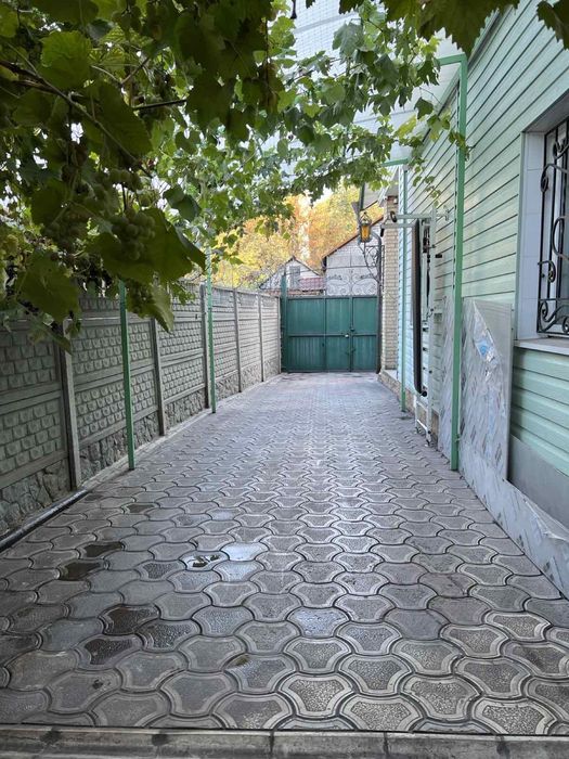 Продам дом в центре