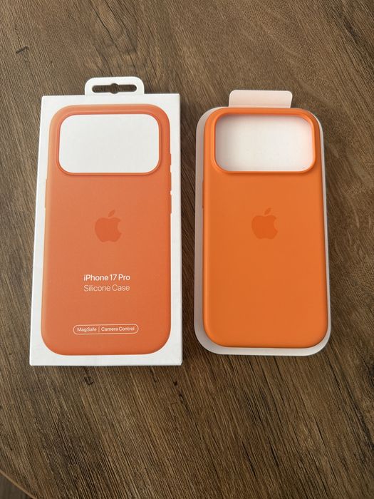 Silicon Case Orange Iphone 17 Pro