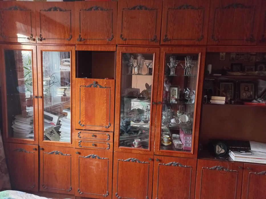 Меблі б/у для вітальні